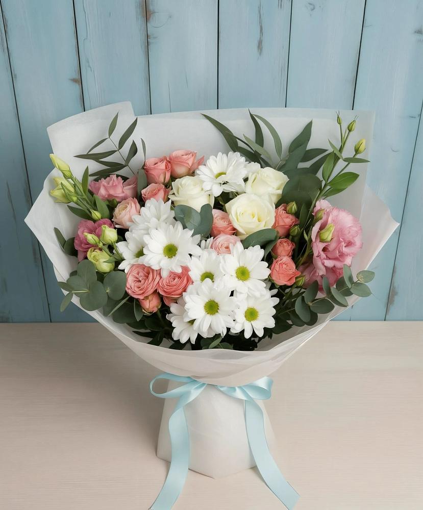 Букет цветов из: Розы, Лизиантусы и Хризантемы в Сараи