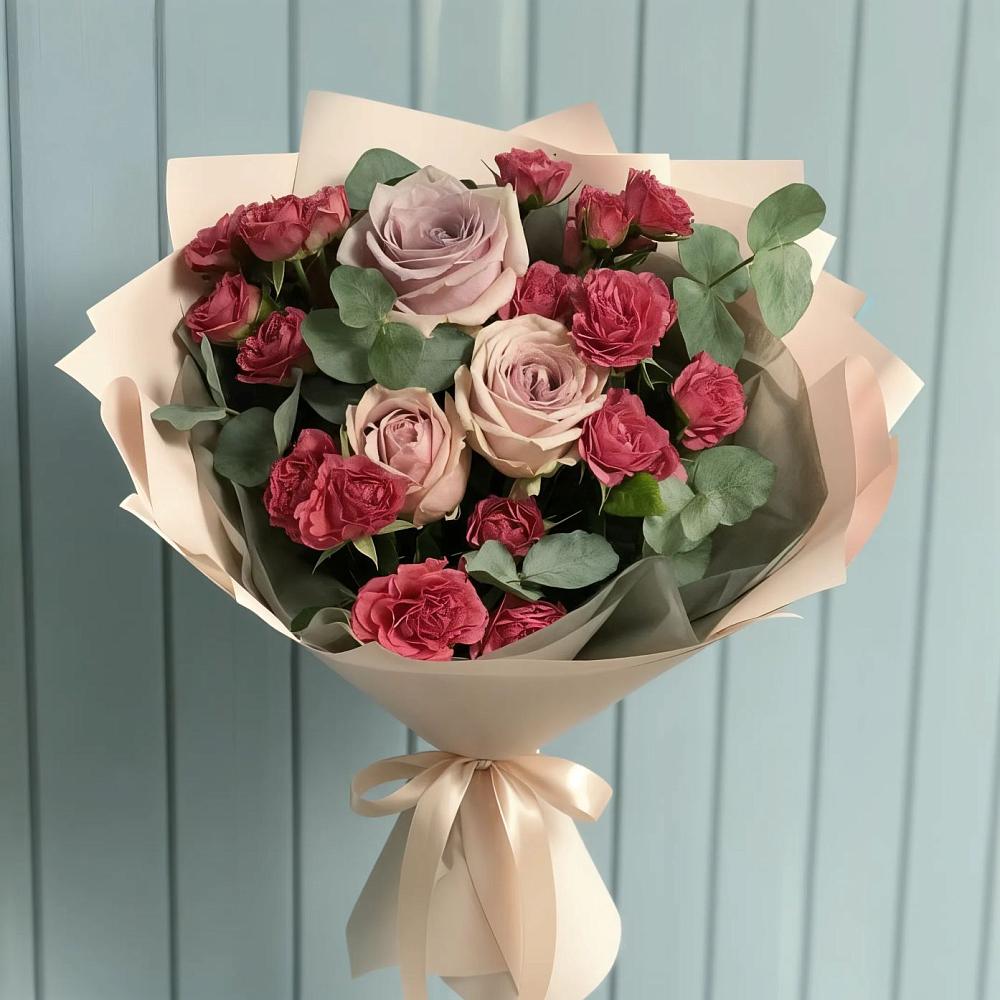 Букет цветов из: Гвоздики и Розы в Сараи