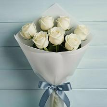 Букет 7 Белых роз Эдлесс Лав в Сараи