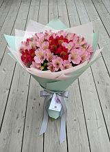 Букет цветов из:  Альстромерии в Сараи