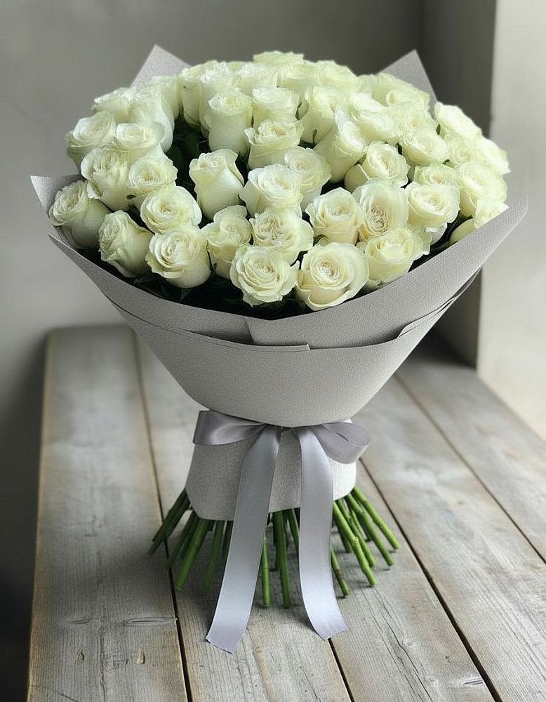 Букет 35 Белых роз в Сараи