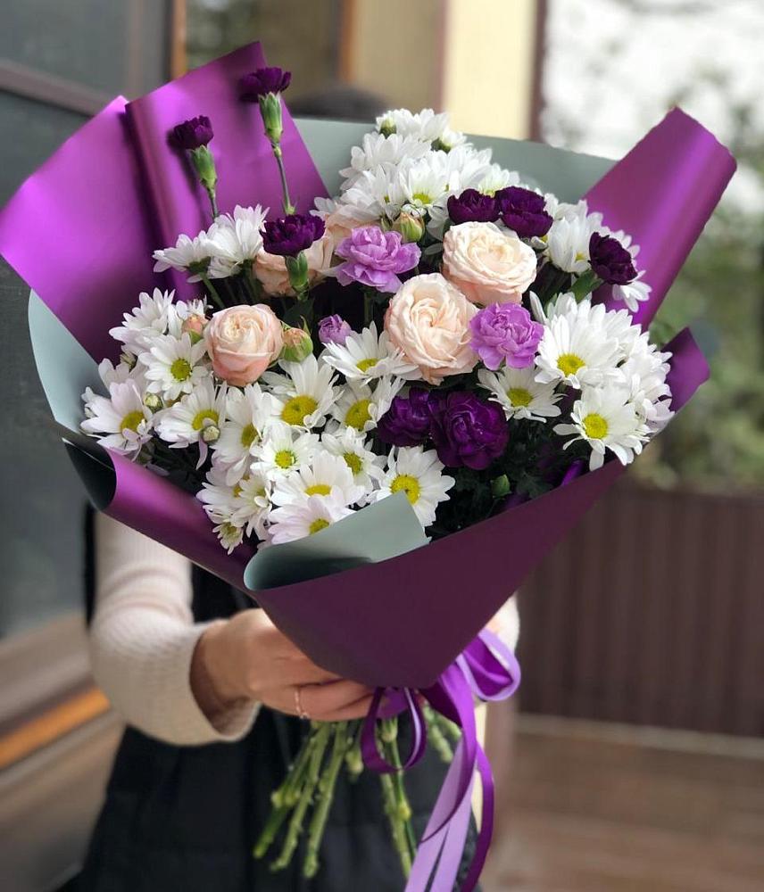 Букет цветов из: Хризантемы, Гвоздики и Розы в Сараи