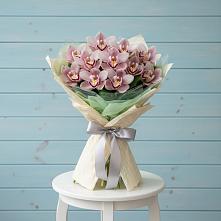 Букет цветов из:  Орхидеи и Розы #REPLACE_PRED# Сараи