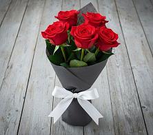 Букет 5 Красных роз Эдлесс Лав #REPLACE_PRED# Сараи