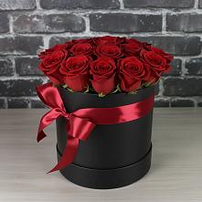 Цветочная композиция из Розы в шляпной коробке в Сараи