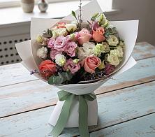 Букет цветов из:  Розы, Лизиантусы и Гвоздики #REPLACE_PRED# Сараи