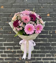 Букет цветов из:  Герберы и Хризантемы в Сараи