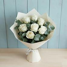 Букет Белые розы в Эвкалипте в Сараи