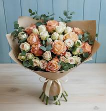 Букет цветов из:  Альстромерии и Розы в Сараи