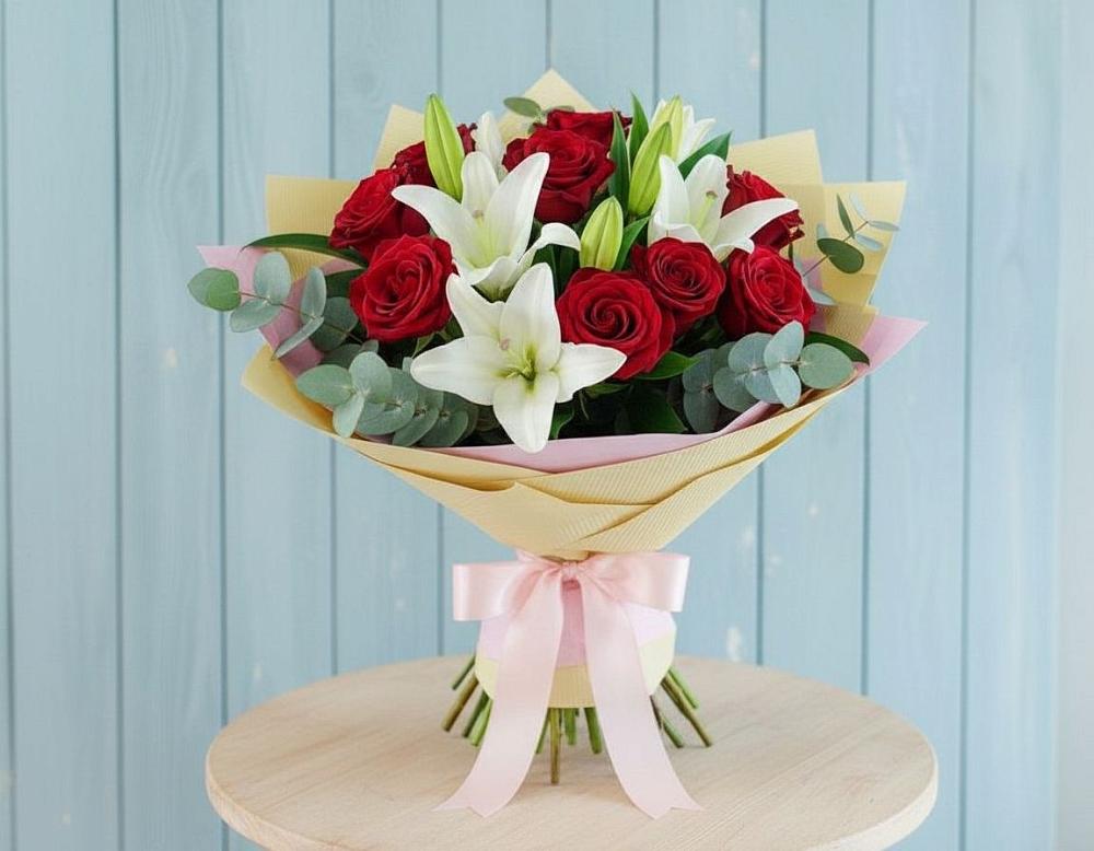 Букет цветов из: Лилии и Розы в Сараи